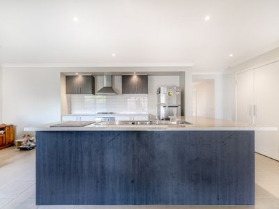 27 Cobram Street, Tarneit