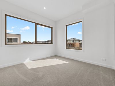 17 Tiger Way, Officer