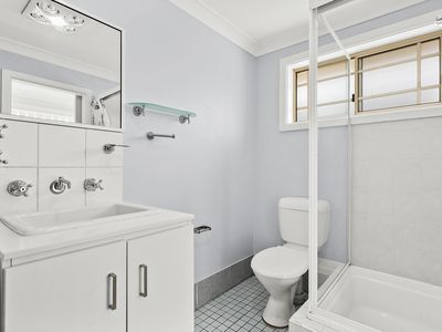 2 / 43 Pur Pur Avenue, Lake Illawarra