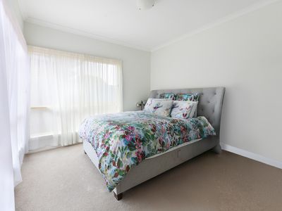 5 schomberg Place , Warrnambool