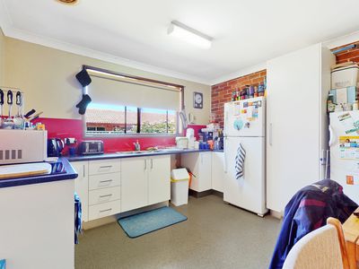 1 Meadowbank Drive, Dubbo