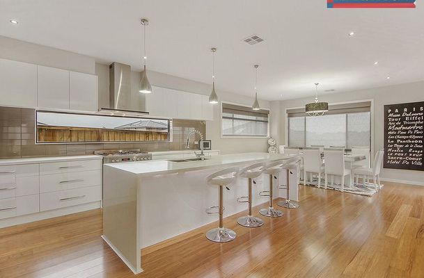 22 Bologna Crescent, Greenvale
