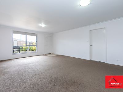 102 BURRUMARRA AVENUE, Ngunnawal