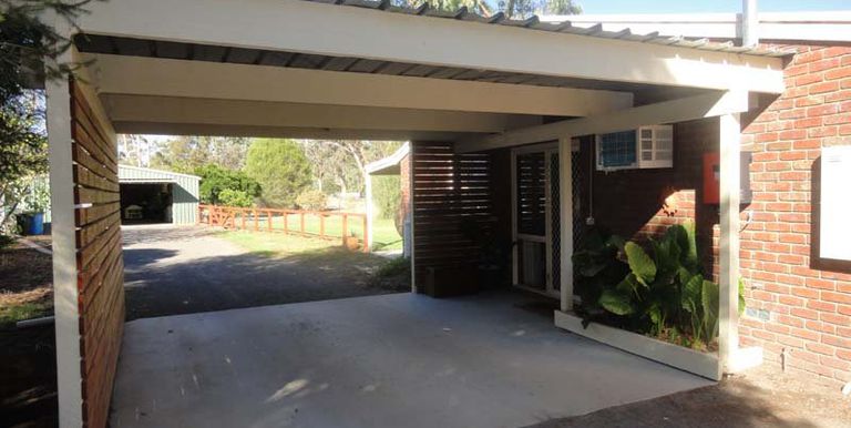 63 Shiffner Street, Violet Town