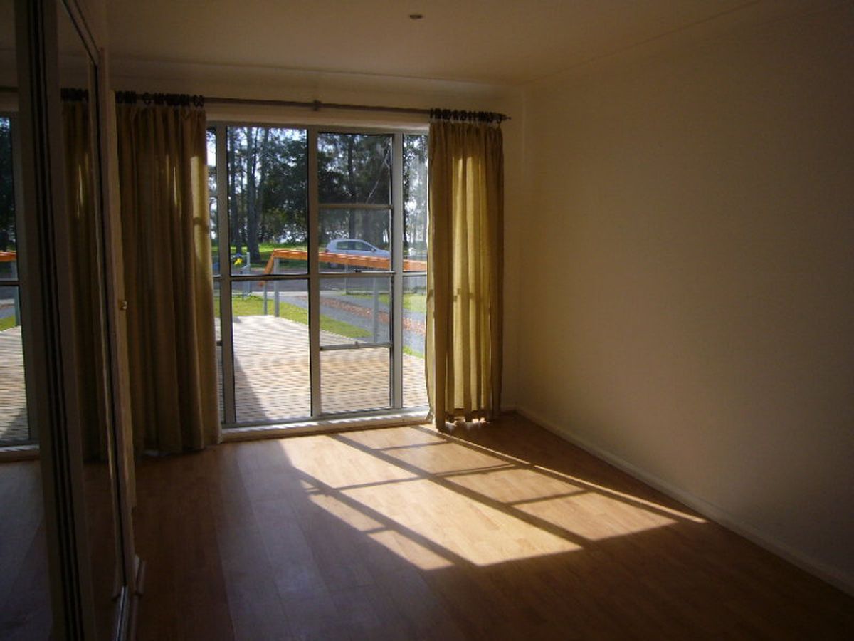 109 Cook Parade, Lemon Tree Passage, Lemon Tree Passage - Thumbnail 6