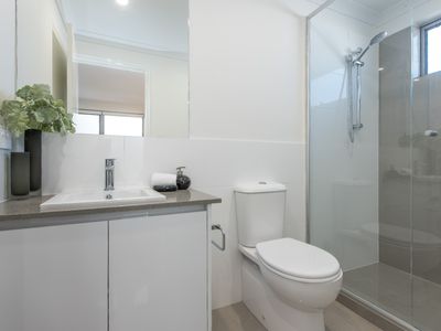 6/3 Liege St, Woodlands