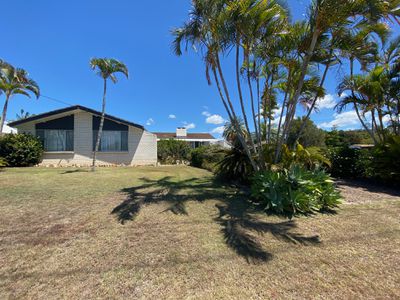 637 Boat Harbour Drive, Urangan