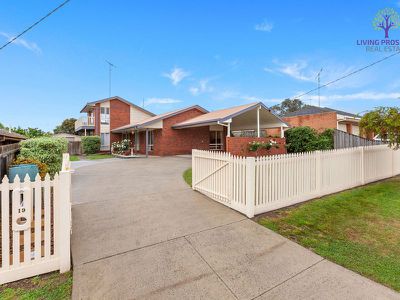 19 Warrawee Road, Leopold