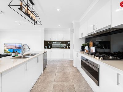 16 Jervis Street, Gregory Hills