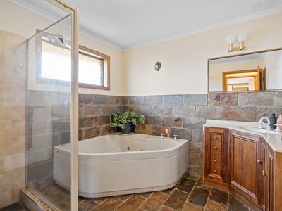 64 Woodlands Drive, Blackmans Bay