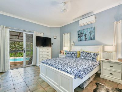 22 Buckland Court, Moulden