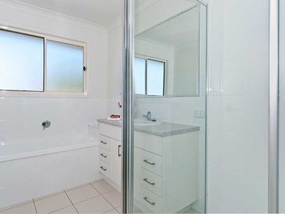 33 Margaret Street, Booval