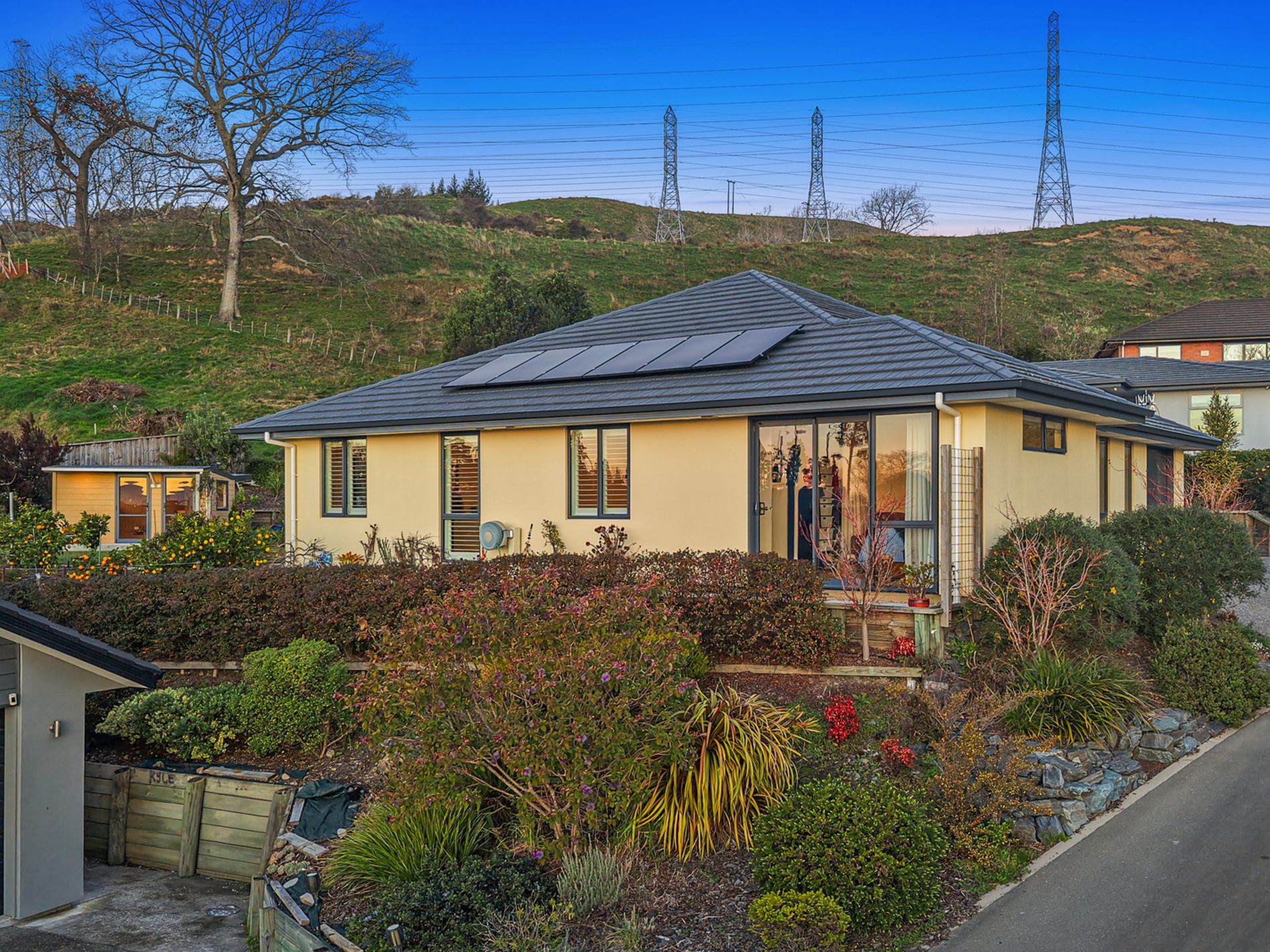 221 The Ridgeway, Stoke