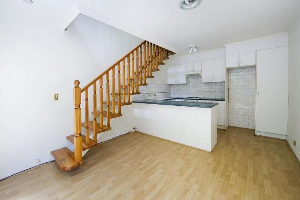 9 / 63 Edgar Street North, Glen Iris