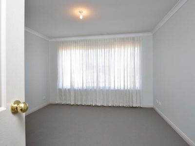 4 / 14 Croesus Street, Kalgoorlie