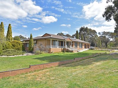 79 Specimen Hill Road, Golden Square