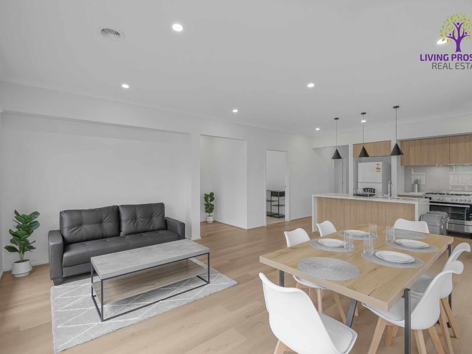 11 Art Deco Drive, Deanside