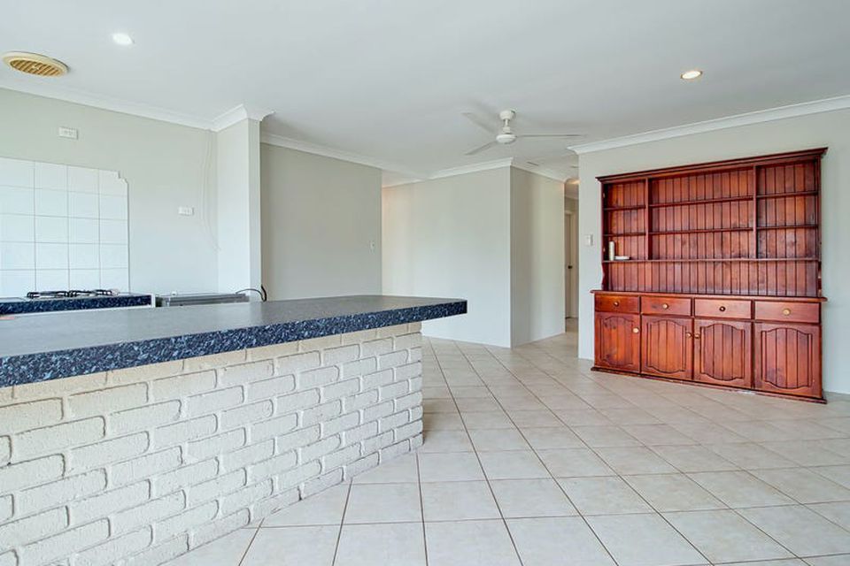 9 Dargin Way , Rockingham