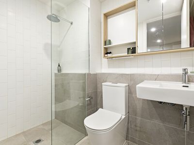 202 / 2B Williamstown Road, Kingsville