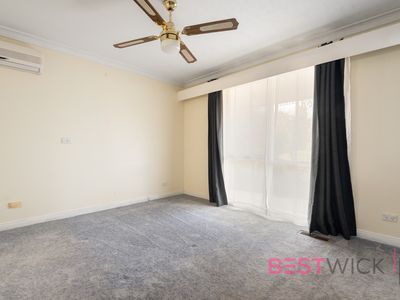 15 Beavis Place, Llanarth
