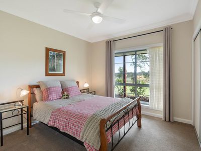 2 Newlyns Place, Bega