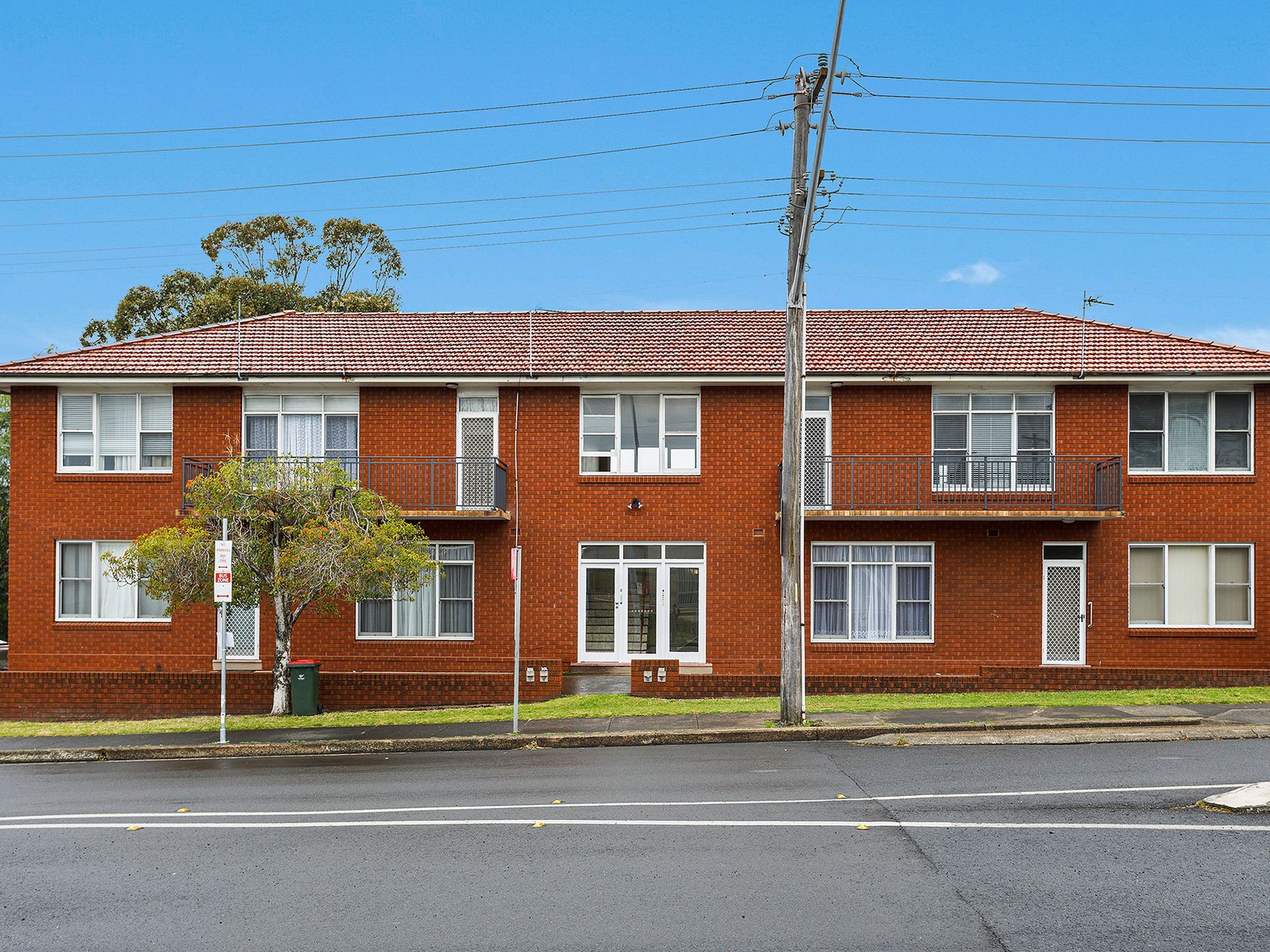 4 / 5 First Avenue South, Warrawong