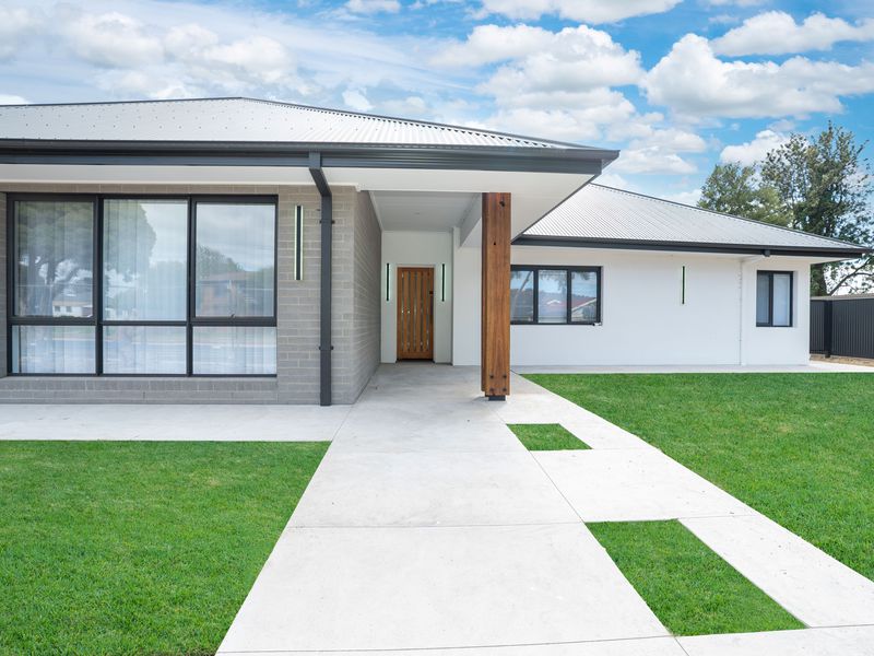 132 LAWRENCE STREET, Wodonga