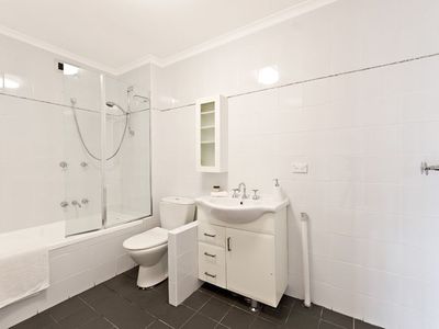8E / 10 Bligh Place, Randwick