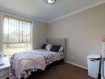 8 Lansdowne Drive, Dubbo