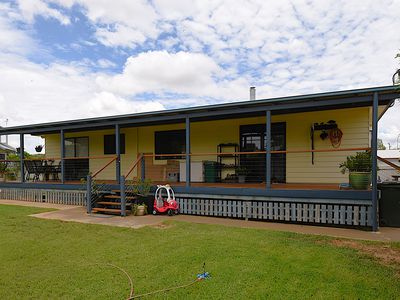 56 CASSOWARY STREET, Longreach