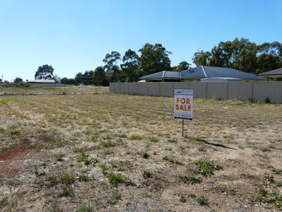 2 Majuda Court , Tocumwal