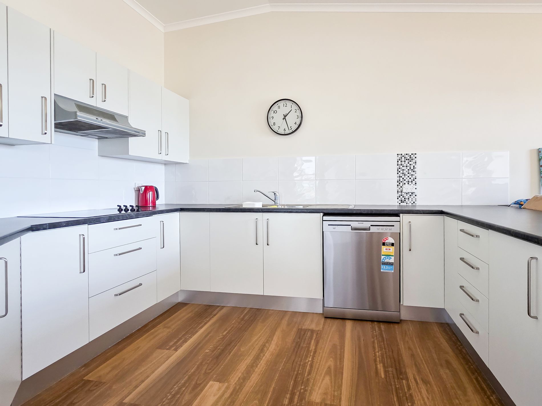 4 / 6-8 Corrigan Crescent, Batehaven