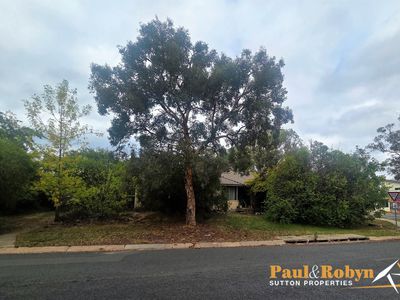 2 Bokhara Circuit, Kaleen