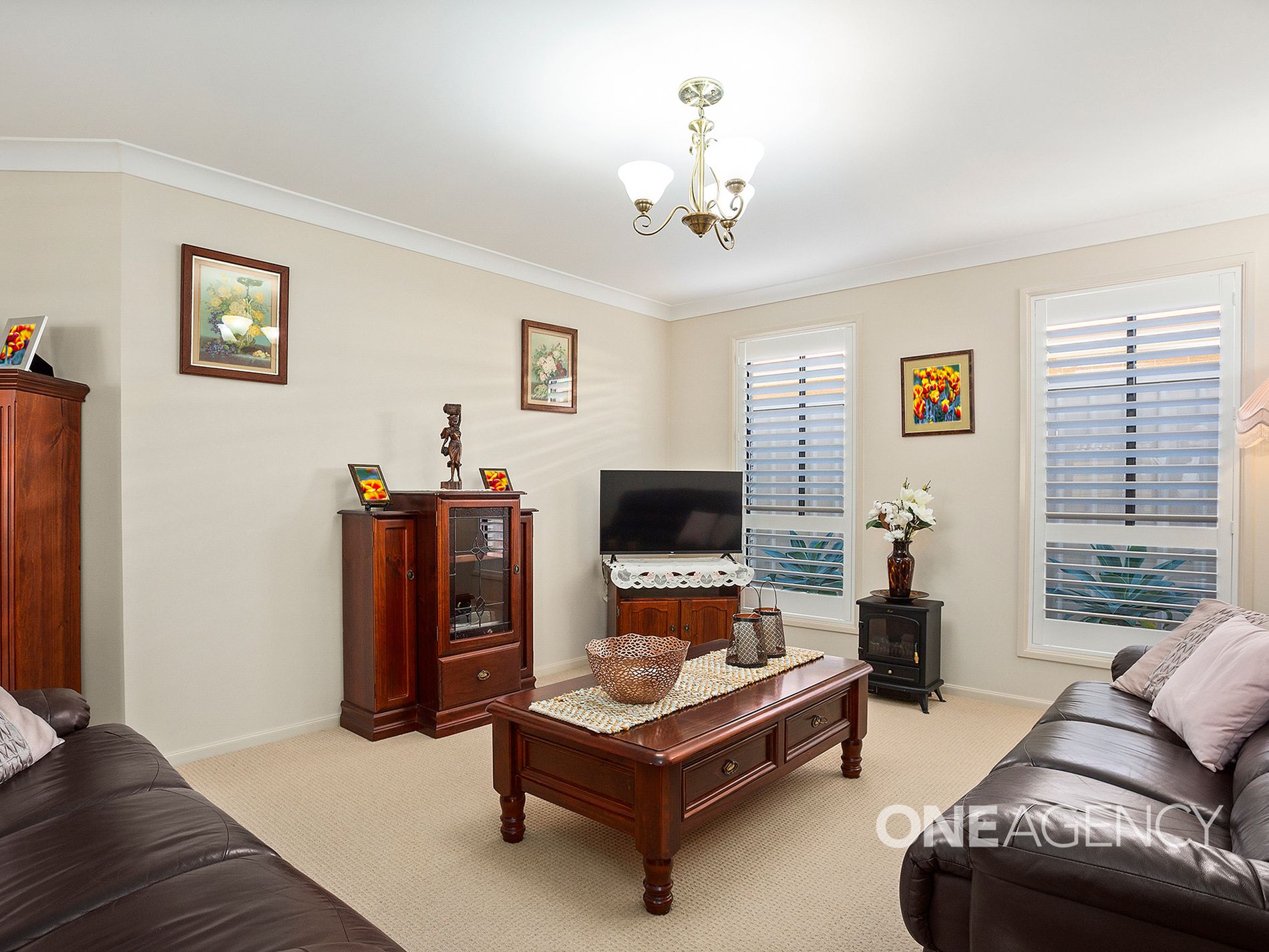10 Hubbard Avenue, Horsley