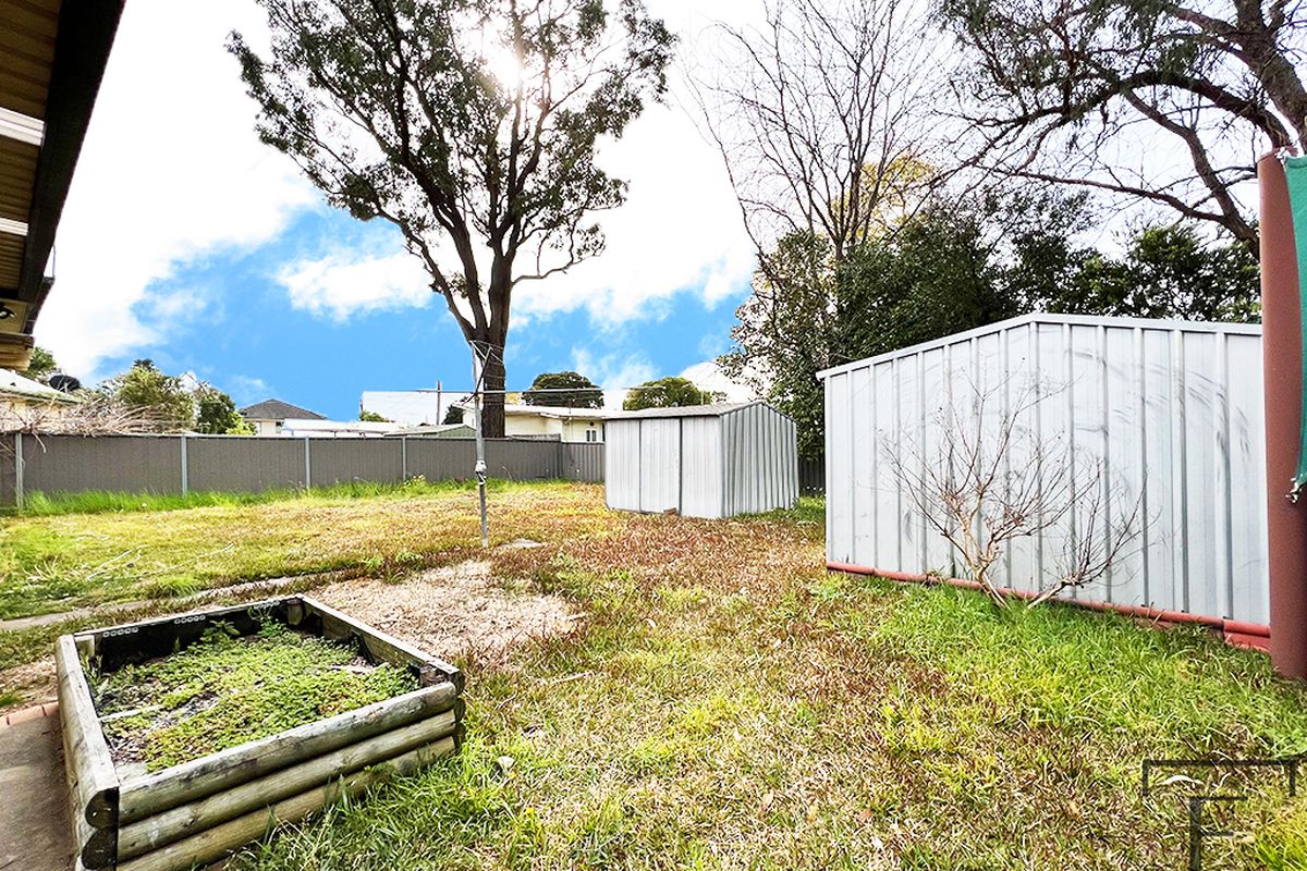 70 Bennett Road, Colyton
