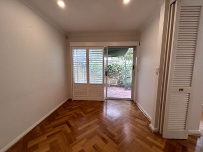 10 Onslow Road, Shenton Park