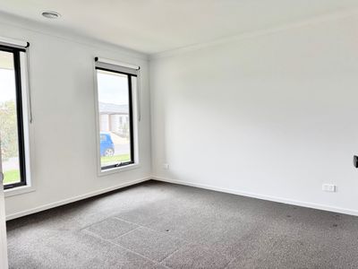 10 Happiness Way, Wyndham Vale