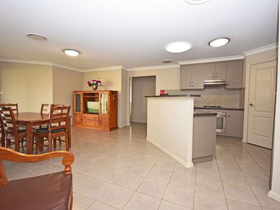 22 Keswick Parkway, Dubbo
