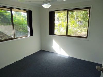3 Salamander Place, Rochedale South