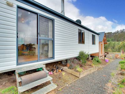2 Dougs Road, Cygnet