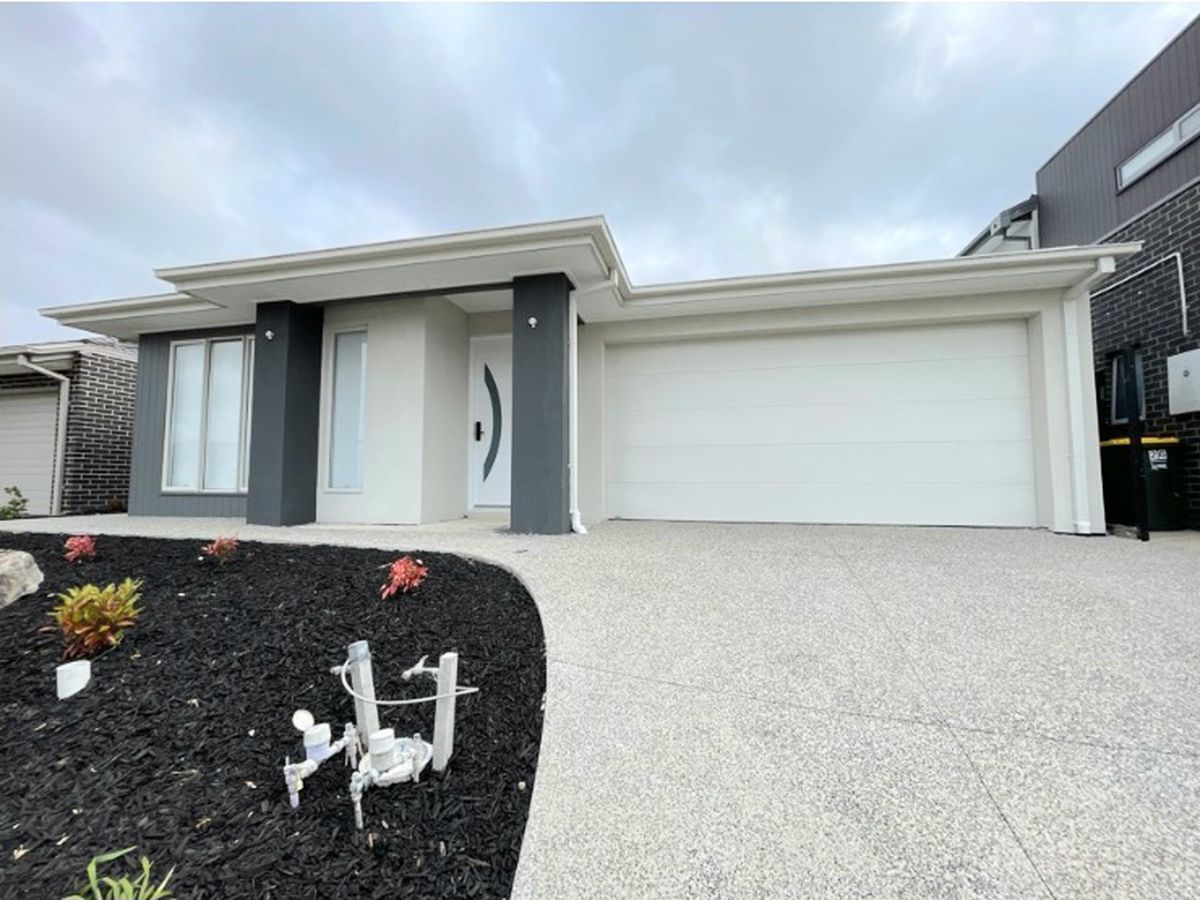 28 Riverglen Drive, Craigieburn