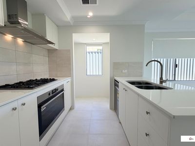 9 Peregrine Road, Eglinton