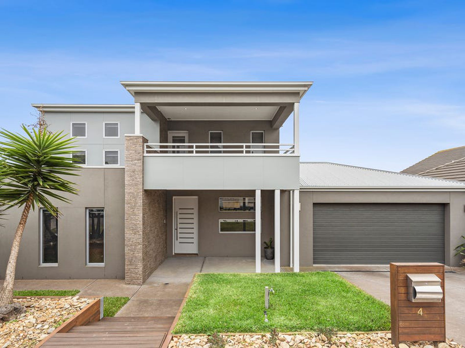 4 Brookshaw Street, Bell Post Hill