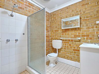 4 / 42 Lyndhurst Drive, Bomaderry