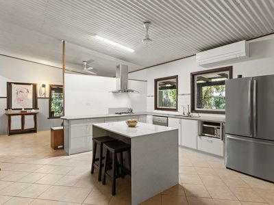 120 Kanagae Drive, Roebuck