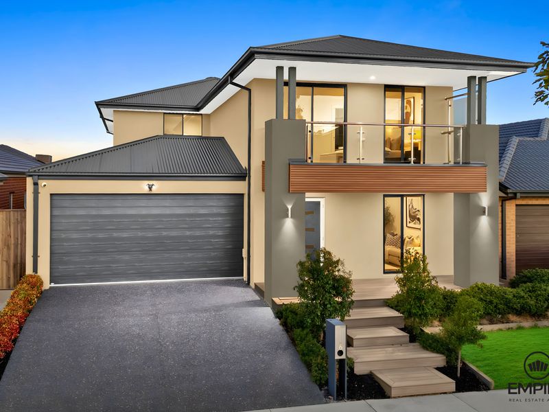 6 Nocturne Avenue, Clyde