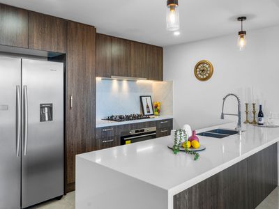 11 / 10 Zircon Close, Rochedale