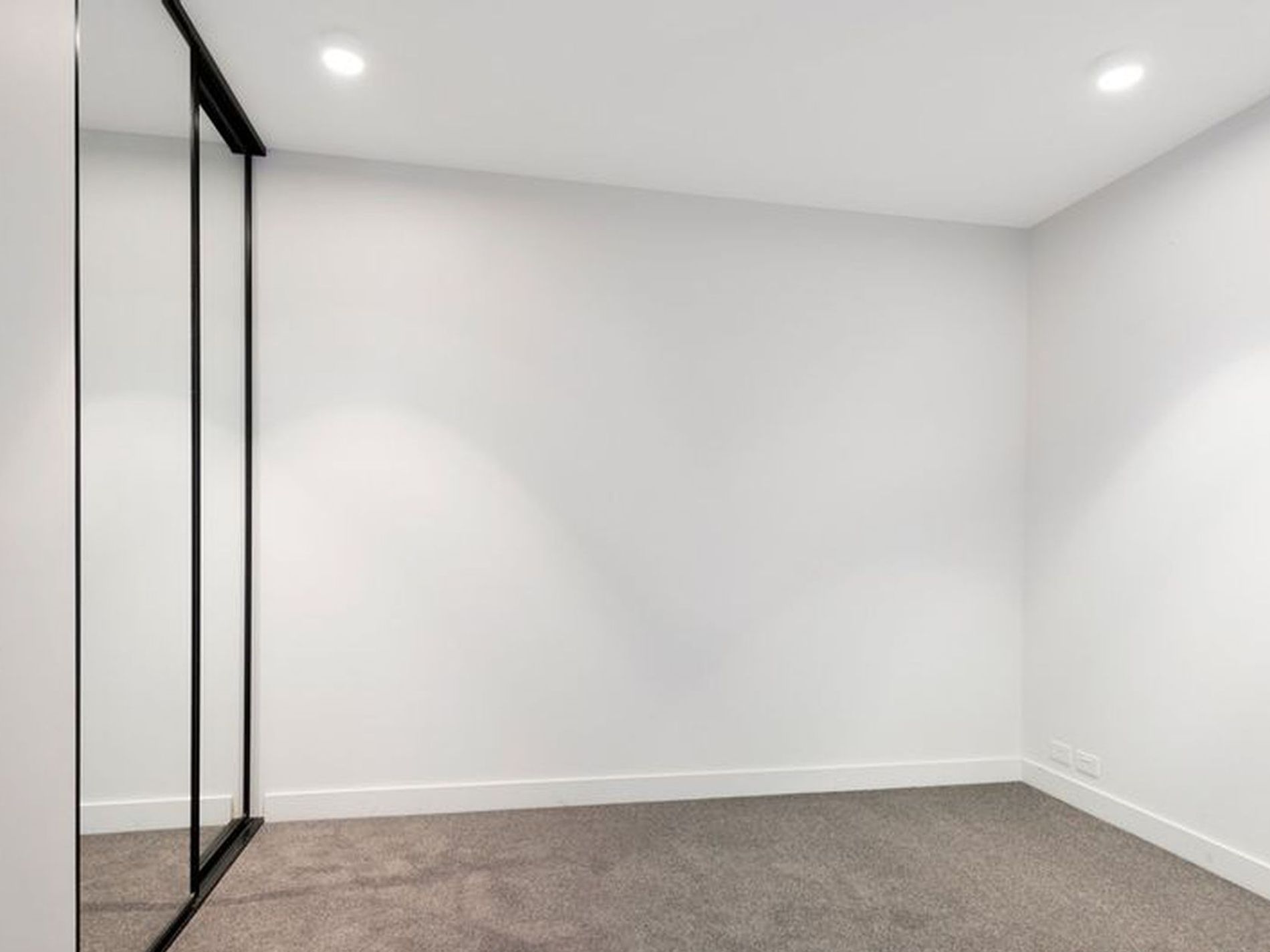 3004 / 33 MacKenzie Street, Melbourne