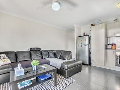 45 Stringybark Street, Regents Park