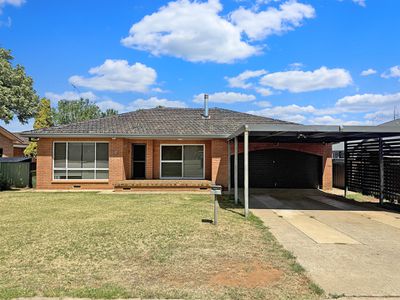 2 Clematis Street, Forbes